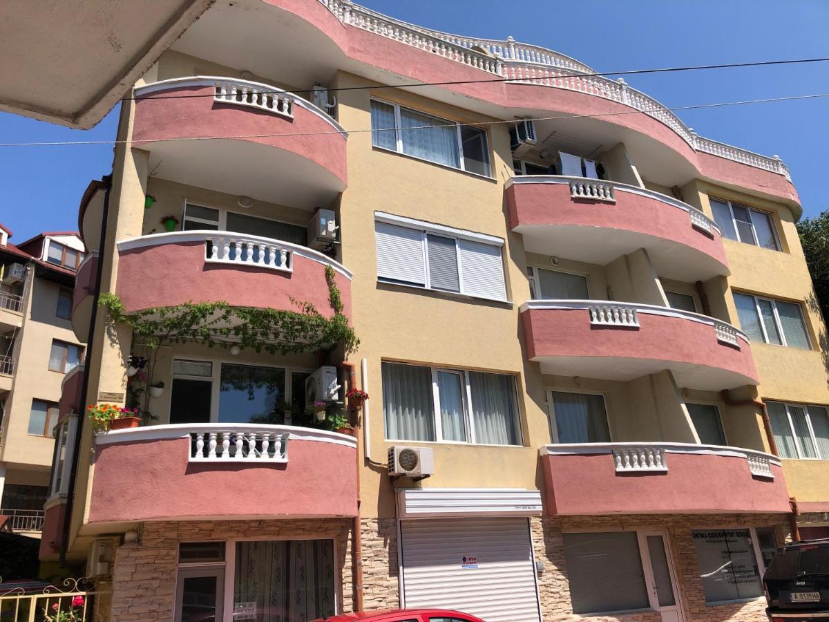 Marinela Apartments Pomorie Extérieur photo